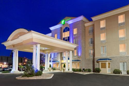 Holiday Inn Express Hotel & Suites Saskatoon