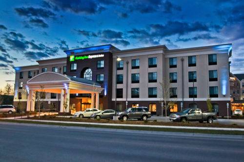 Holiday Inn Express and Suites Missoula