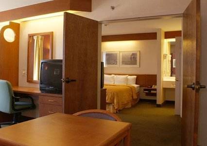 Sleep Inn and Suites Central / I-44